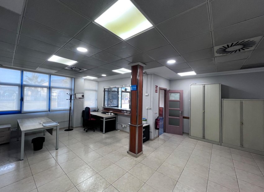 Long Term Rental - Nave industrial - Alicante - Poligono de atalayas