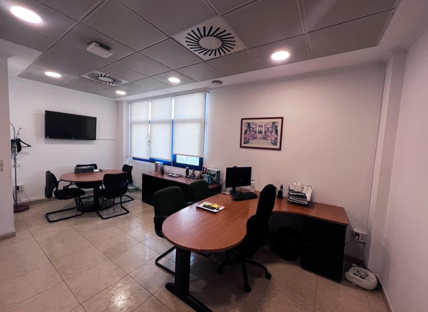 Long Term Rental - Nave industrial - Alicante - Poligono de atalayas