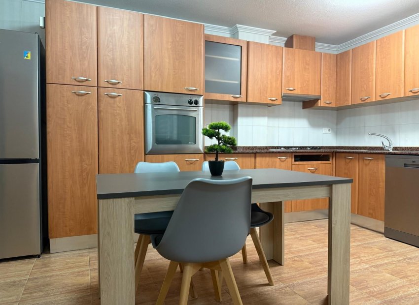 Long Term Rental - Piso - Elche - Centro