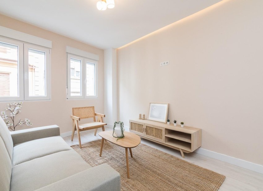 Long Term Rental - Piso - Elche - Centro