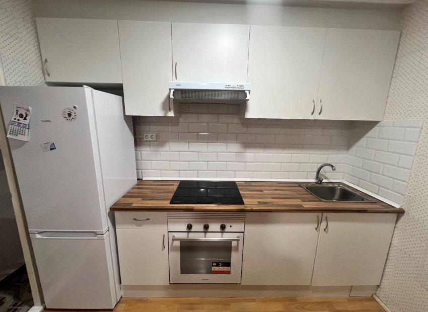 Long Term Rental - Piso - Elche - Reina Victoria-Miguel Hernández