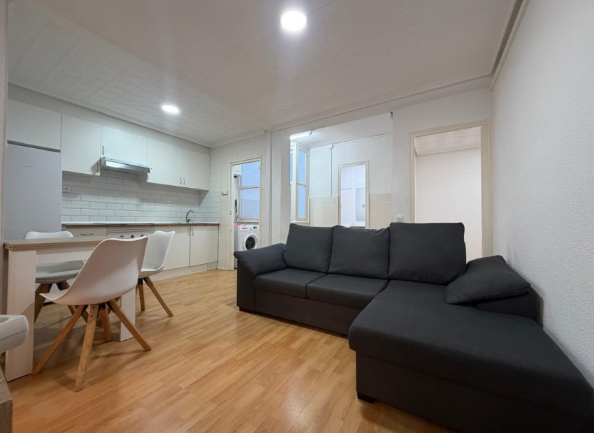 Long Term Rental - Piso - Elche - Reina Victoria-Miguel Hernández