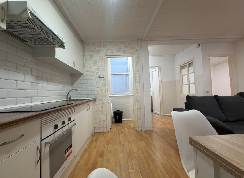 Long Term Rental - Piso - Elche - Reina Victoria-Miguel Hernández