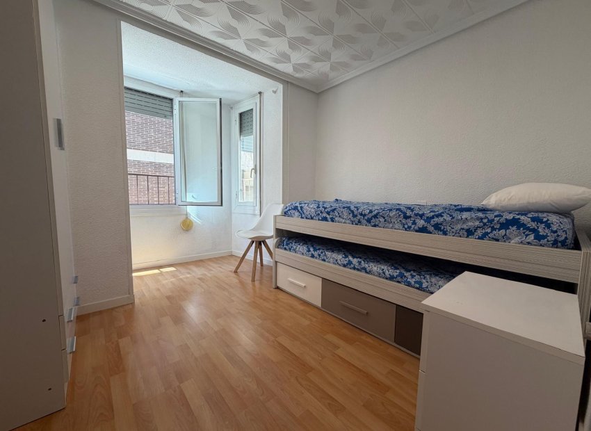 Long Term Rental - Piso - Elche - Reina Victoria-Miguel Hernández