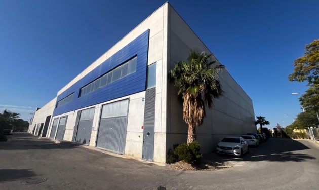 Nave industrial - Resale - Elche Pedanías -
                Poligono torrellano