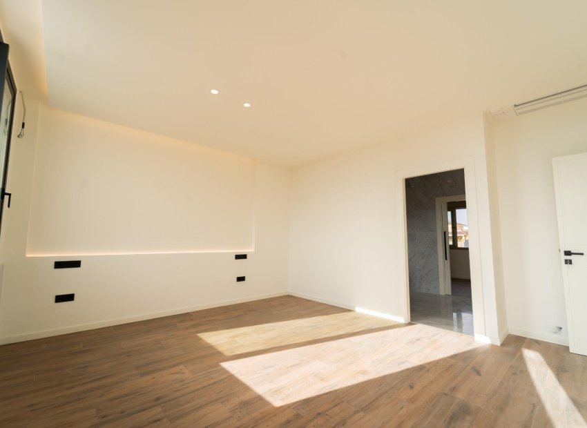 New Build - Chalet - Elche Pedanías - Peña las Águilas