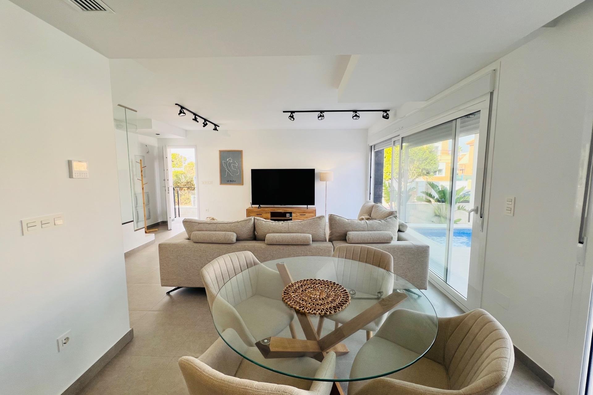 New Build - Pareado - Gran alacant - Monte y Mar