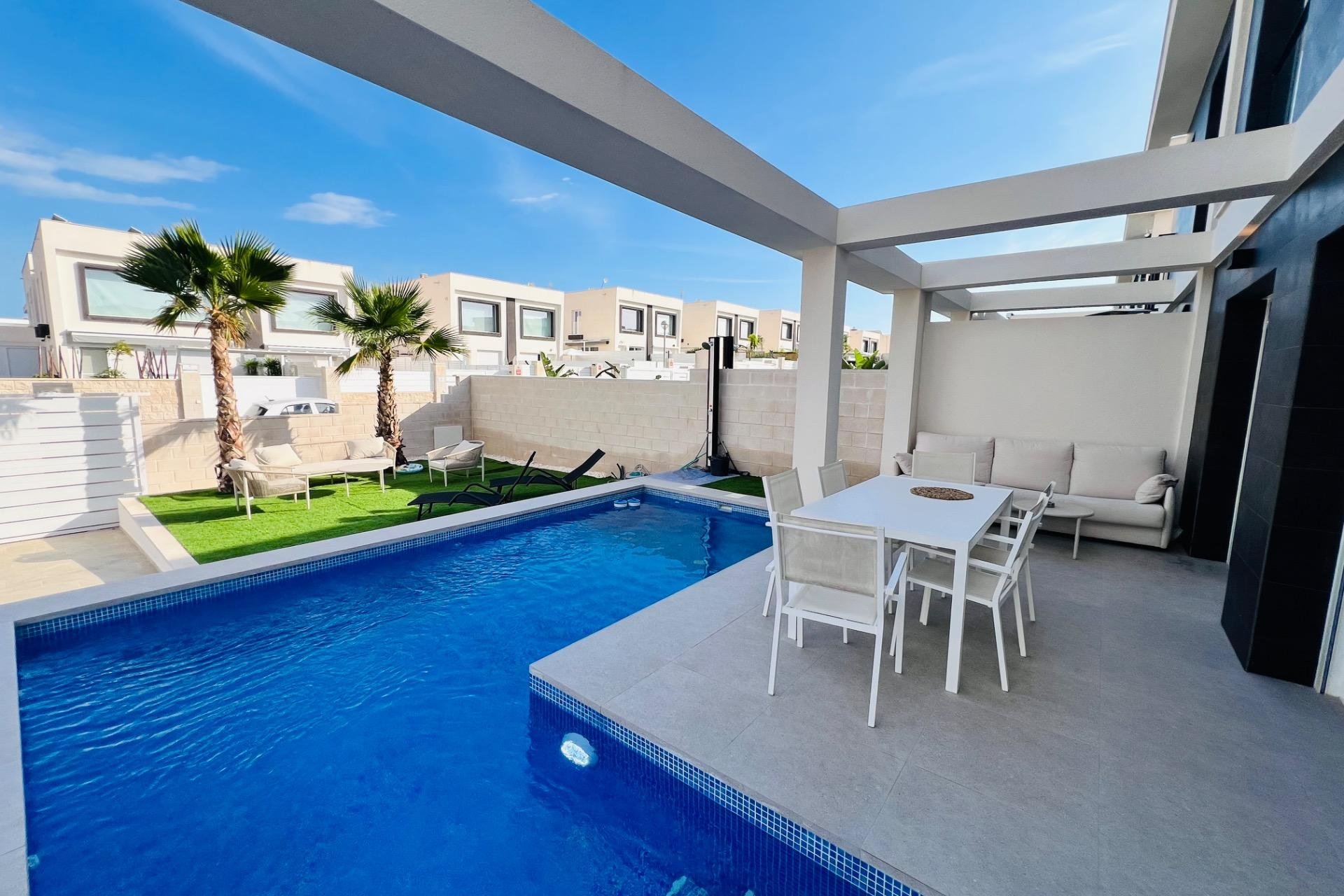 New Build - Pareado - Gran alacant - Monte y Mar