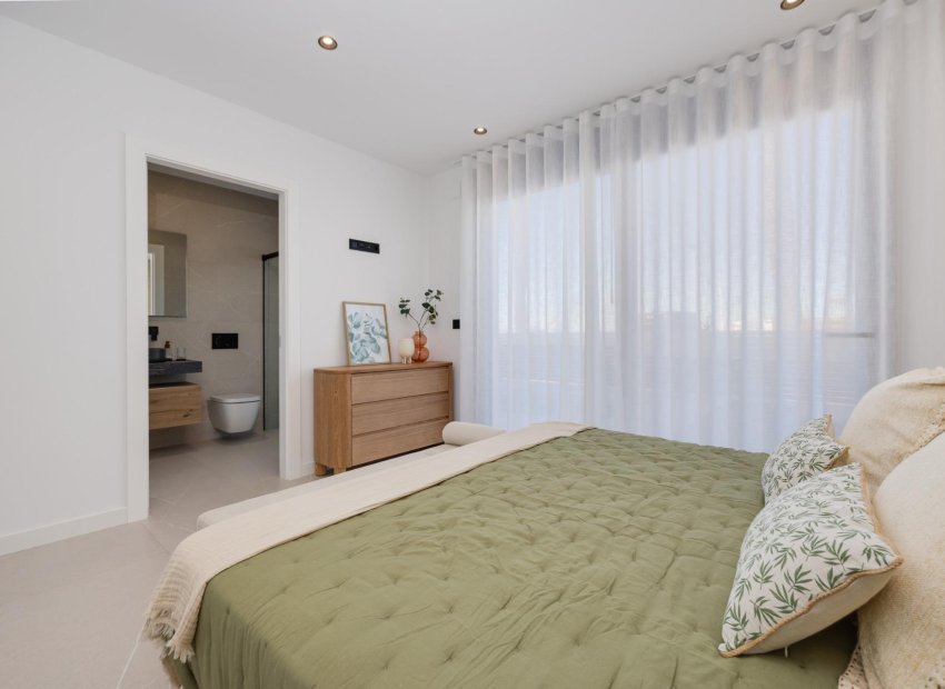 Nowy budynek - Villa - Torrevieja - Aguas Nuevas