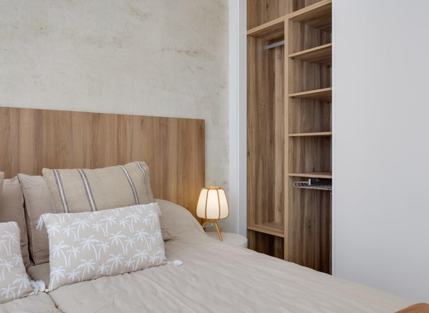 Nowy budynek - Villa - Torrevieja - Aguas Nuevas