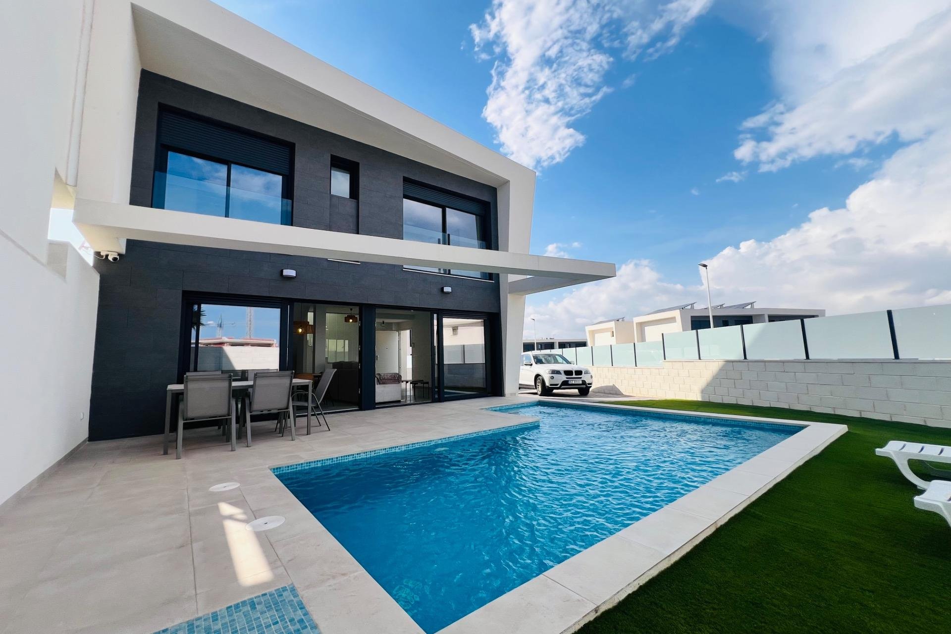 Obra nueva - Chalet - Gran alacant - Monte y Mar