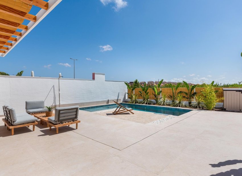 Obra nueva - Villa - Benijofar