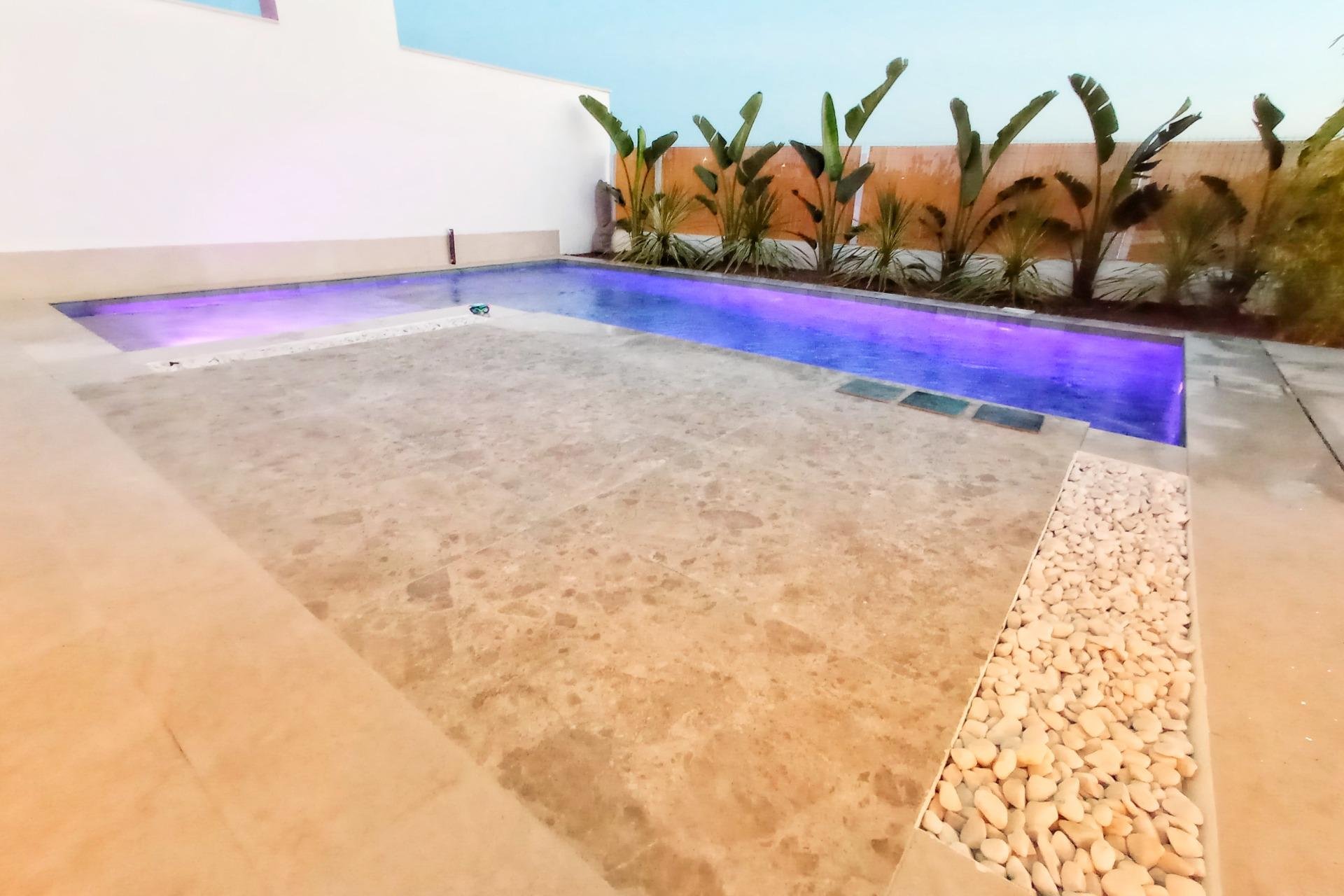 Obra nueva - Villa - Benijofar