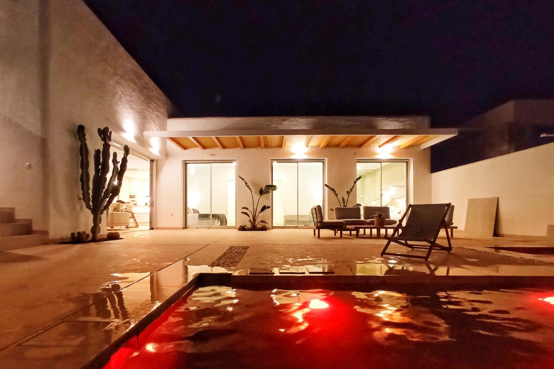 Obra nueva - Villa - Benijofar