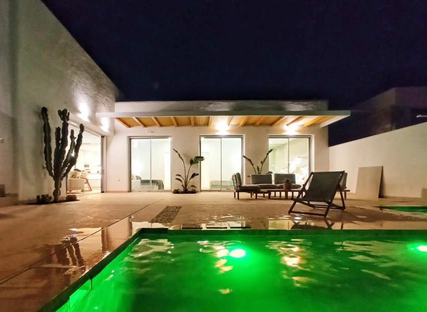 Obra nueva - Villa - Benijofar