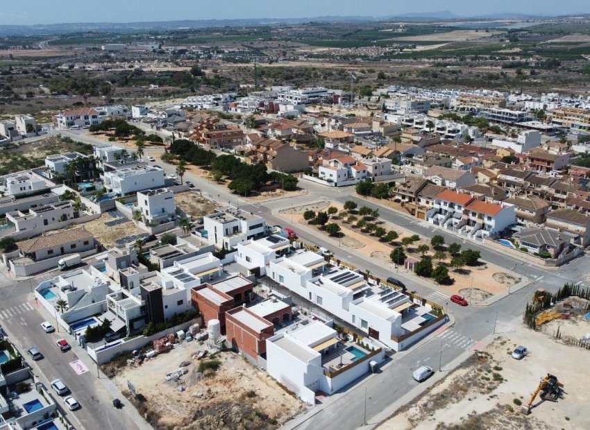 Obra nueva - Villa - Benijofar