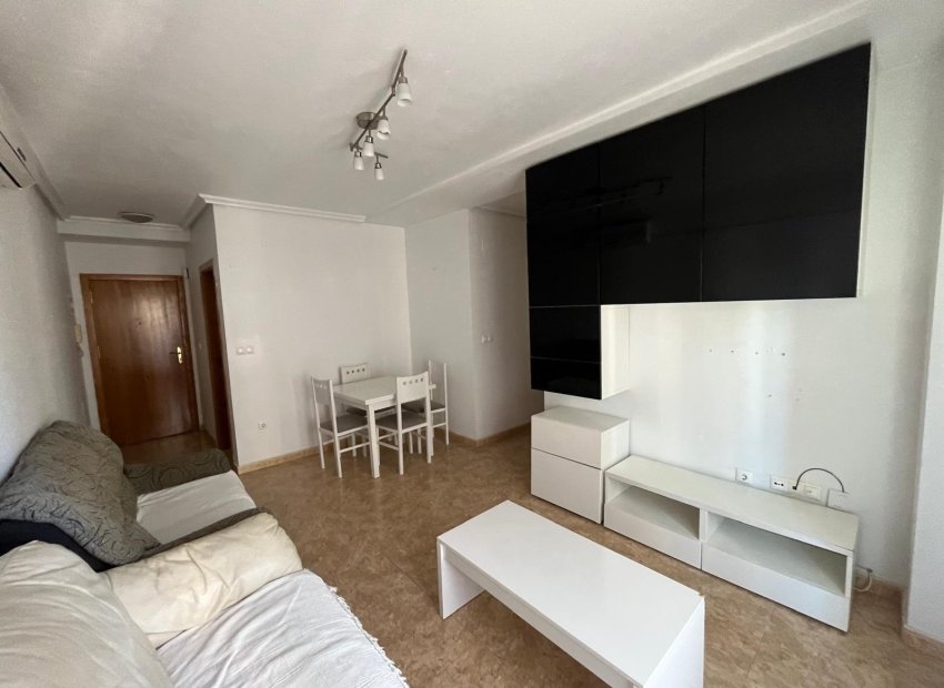 Odsprzedaż - Apartament - Guardamar - Pueblo/ PLAYA