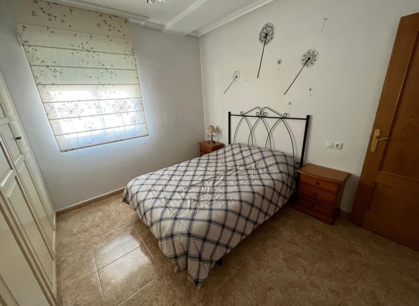 Odsprzedaż - Apartament - Guardamar - Pueblo/ PLAYA