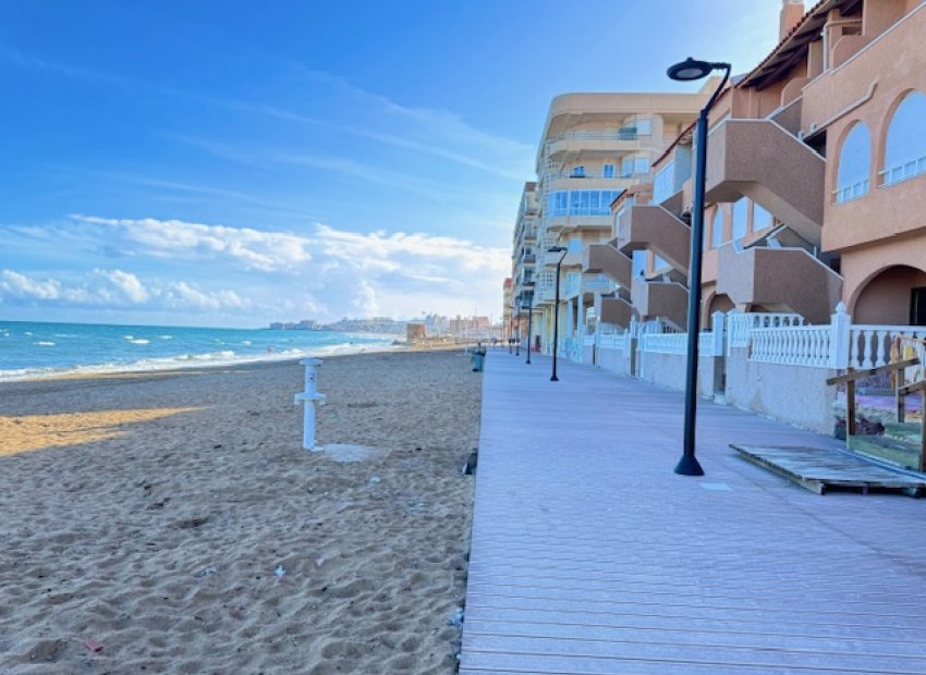 Odsprzedaż - Apartament - La Mata - Centro/PLAYA