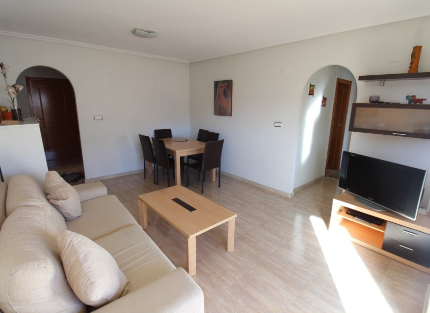 Odsprzedaż - Apartament - Torrevieja - Pueblo