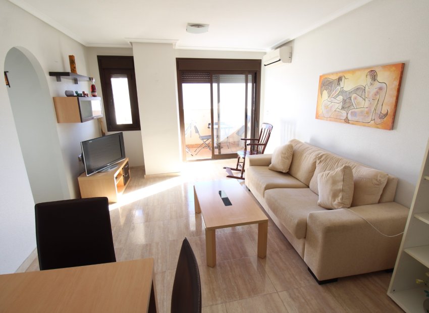 Odsprzedaż - Apartament - Torrevieja - Pueblo