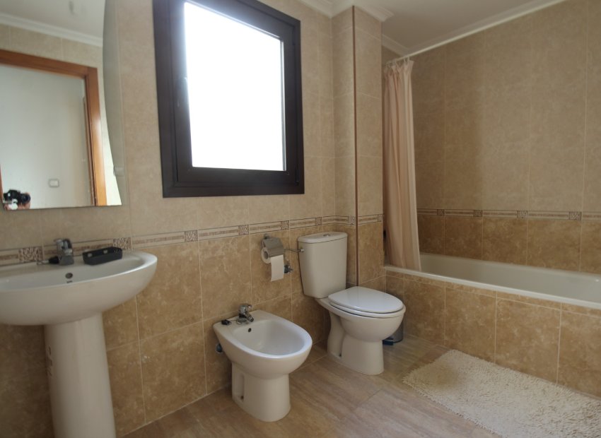 Odsprzedaż - Apartament - Torrevieja - Pueblo