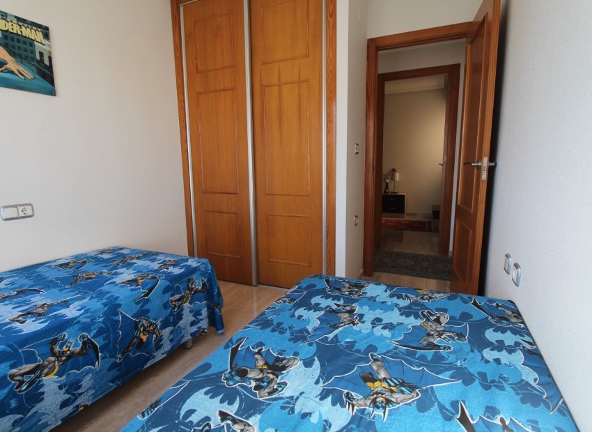 Odsprzedaż - Apartament - Torrevieja - Pueblo