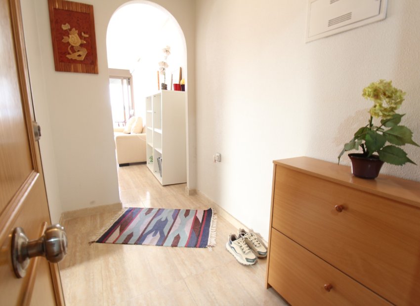 Odsprzedaż - Apartament - Torrevieja - Pueblo