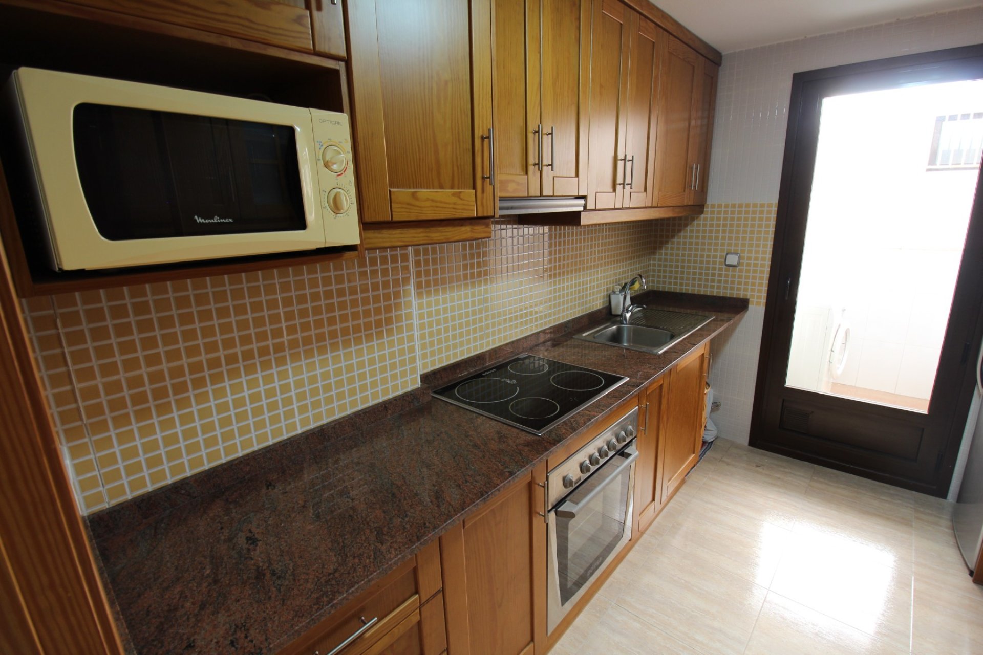 Odsprzedaż - Apartament - Torrevieja - Pueblo