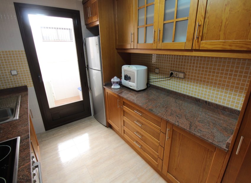 Odsprzedaż - Apartament - Torrevieja - Pueblo