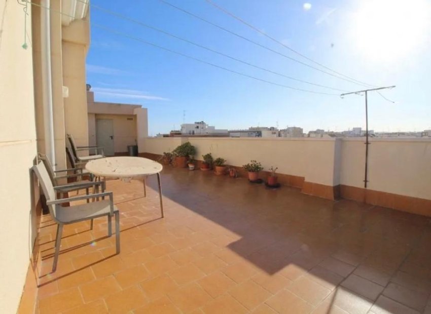 Odsprzedaż - Apartament - Torrevieja - Pueblo