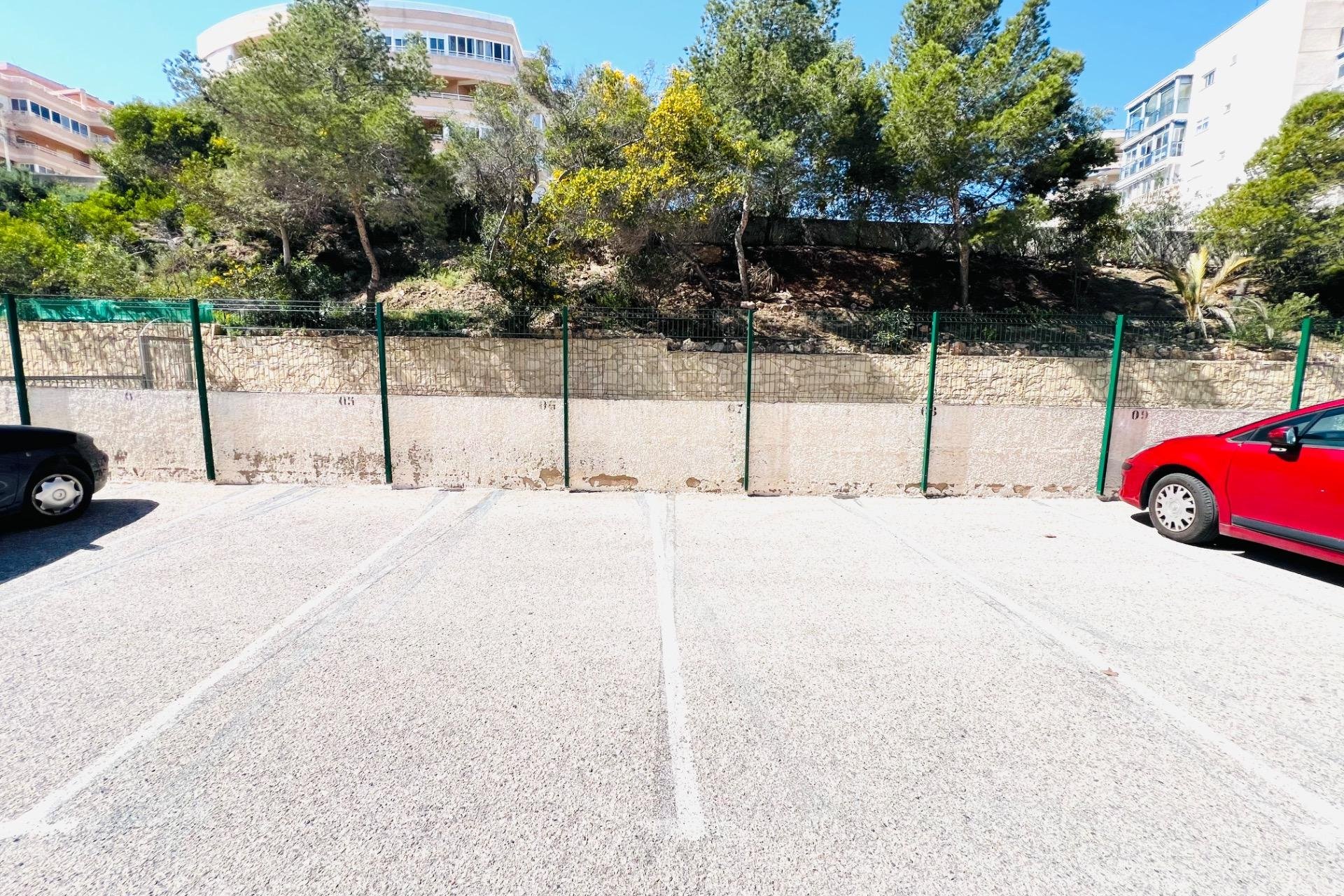 Odsprzedaż - Apartamento - Arenales del Sol