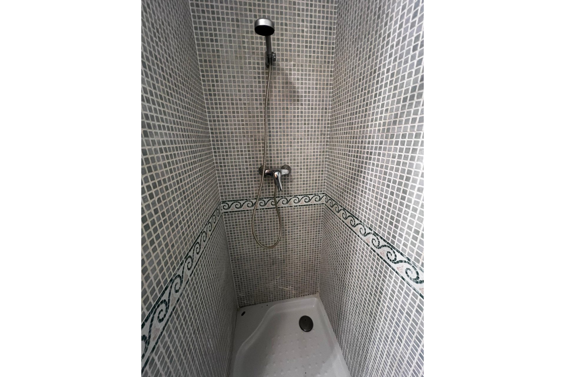 Odsprzedaż - Apartamento - Arenales del Sol