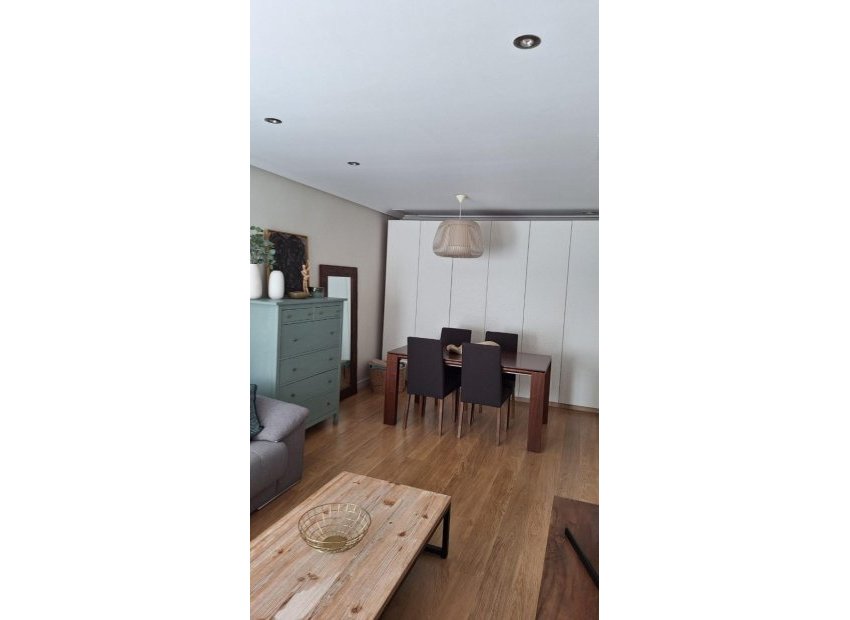 Odsprzedaż - Apartamento - Elche - Center