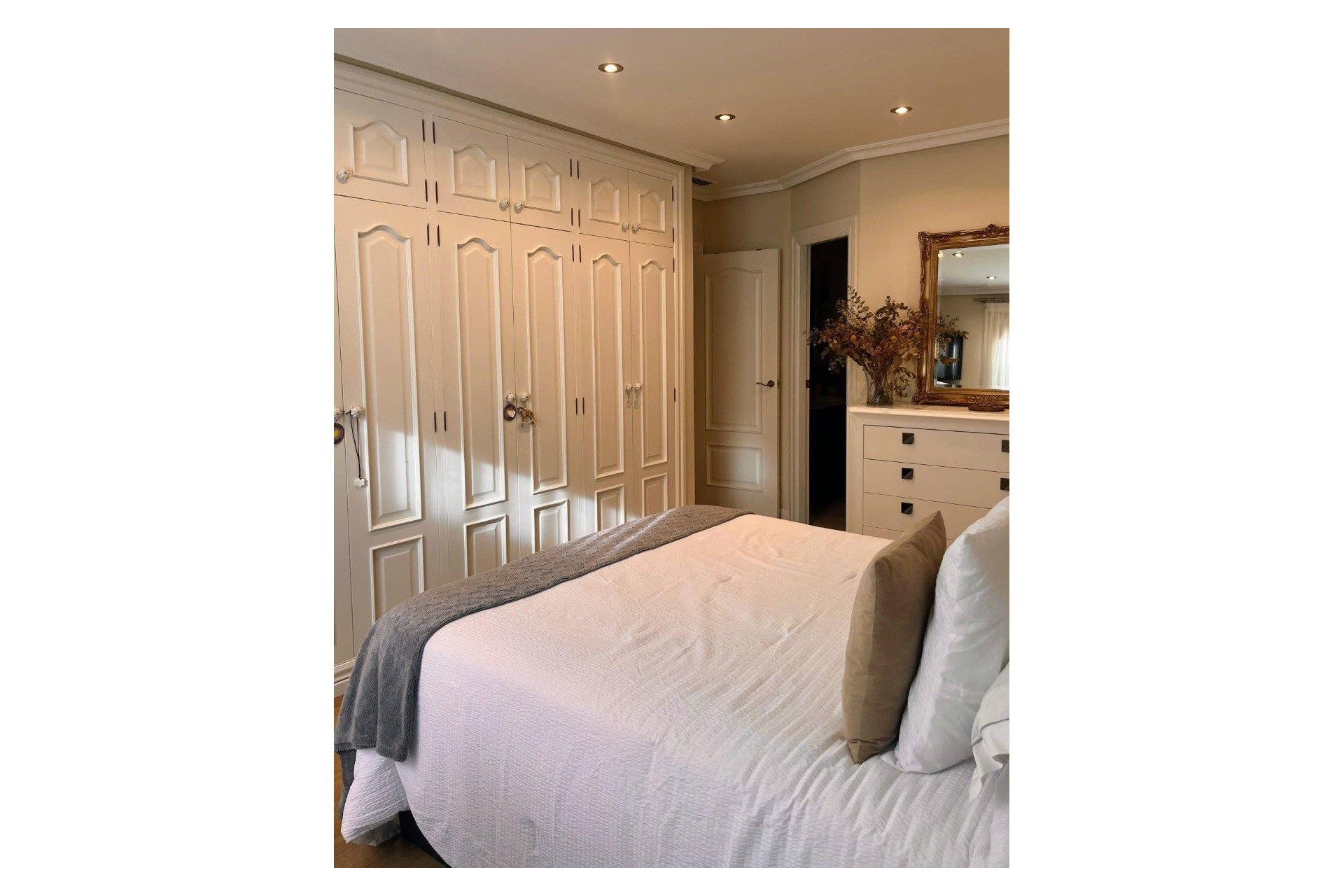 Odsprzedaż - Apartamento - Elche - Center