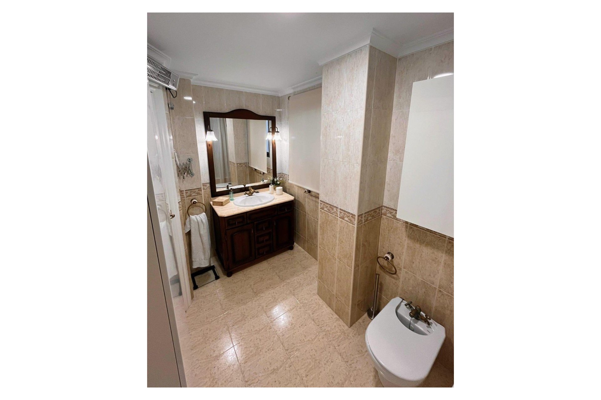 Odsprzedaż - Apartamento - Elche - Center