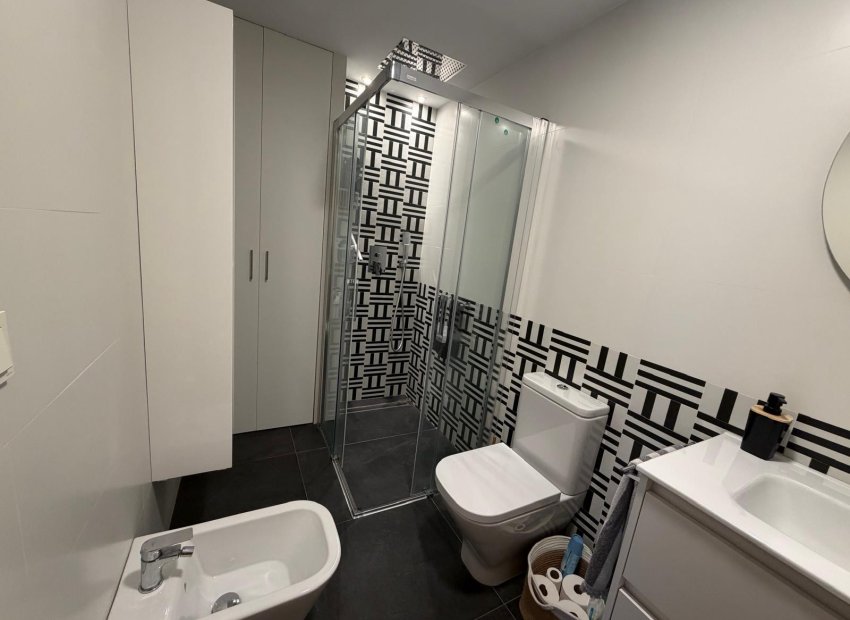 Odsprzedaż - Apartamento - Elche - Zona Deportiva-Nuevo Altabix