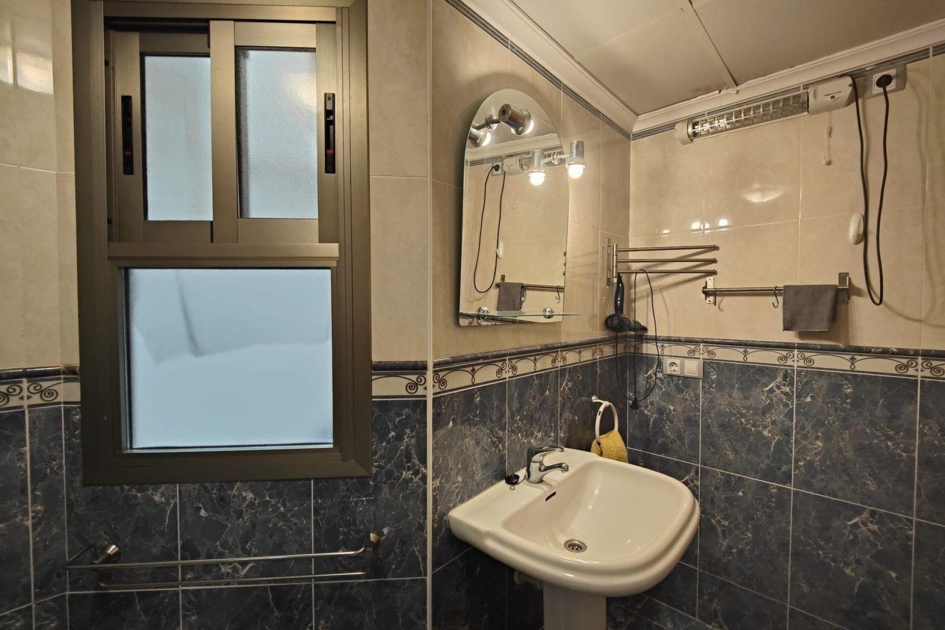 Odsprzedaż - Apartamento - La Mata - La mata