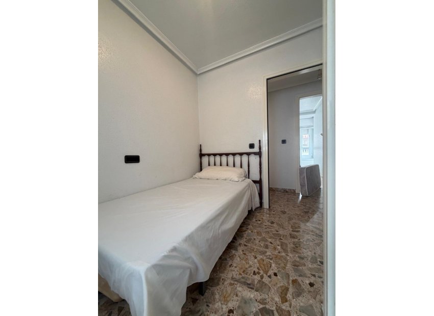 Odsprzedaż - Apartamento - Torrevieja - Centro