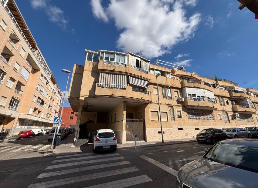 Odsprzedaż - Apartamento - Torrevieja - Playa de los Locos