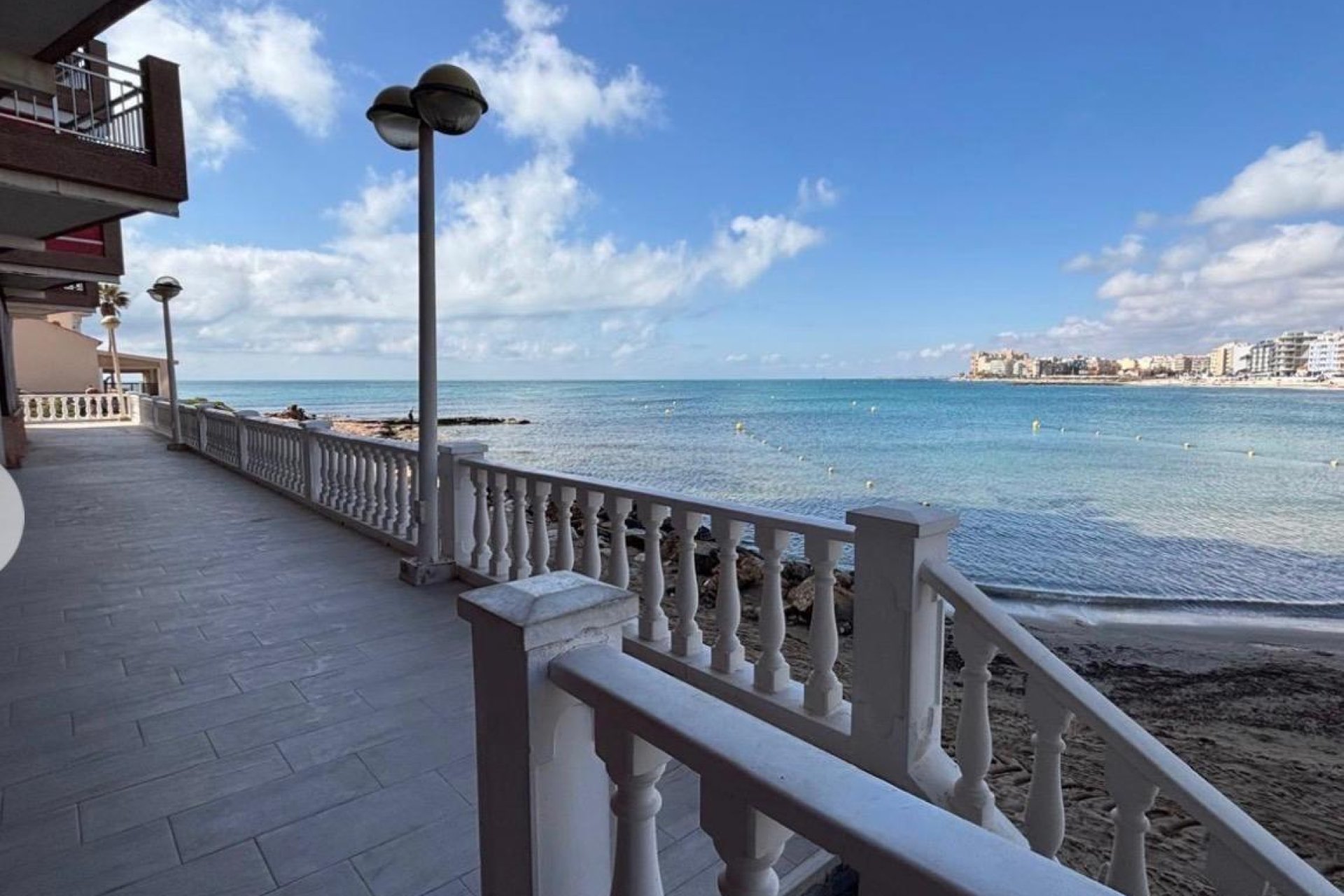 Odsprzedaż - Apartamento - Torrevieja - Playa de los Locos