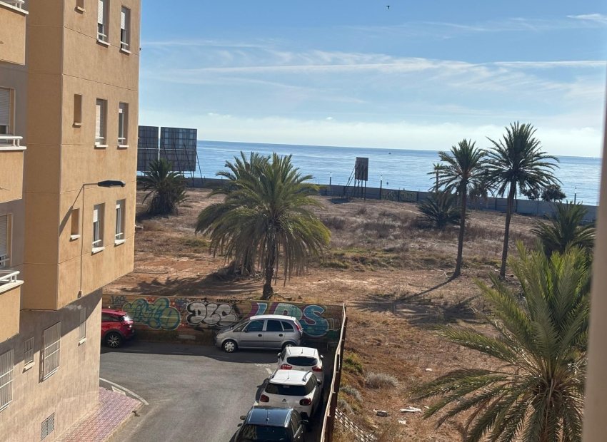 Odsprzedaż - Apartamento - Torrevieja - torrevieja