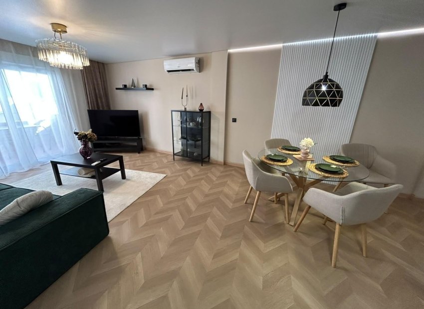 Odsprzedaż - Apartamento - Torrevieja - torrevieja