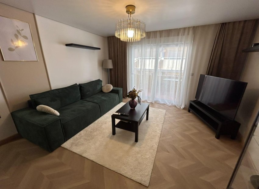 Odsprzedaż - Apartamento - Torrevieja - torrevieja