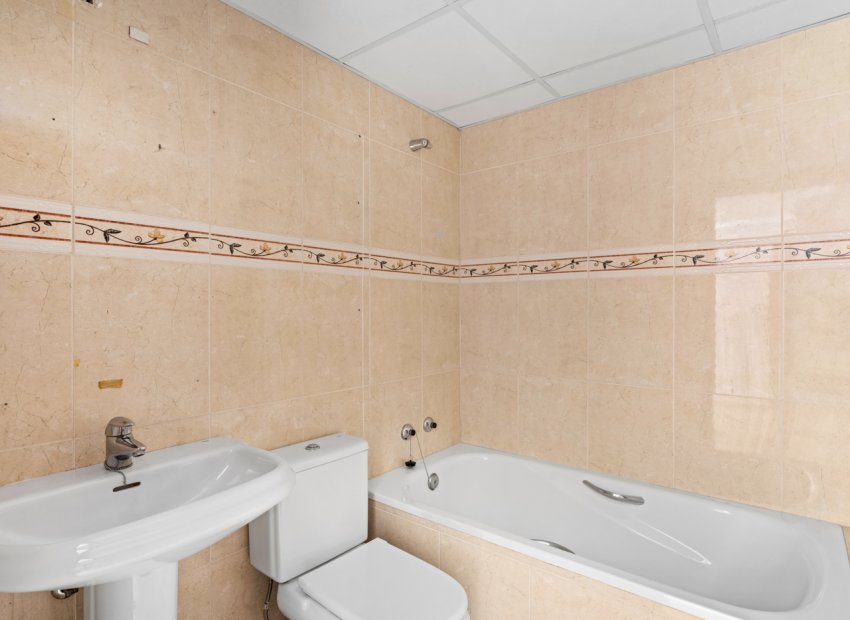 Odsprzedaż - Apartment - Altea