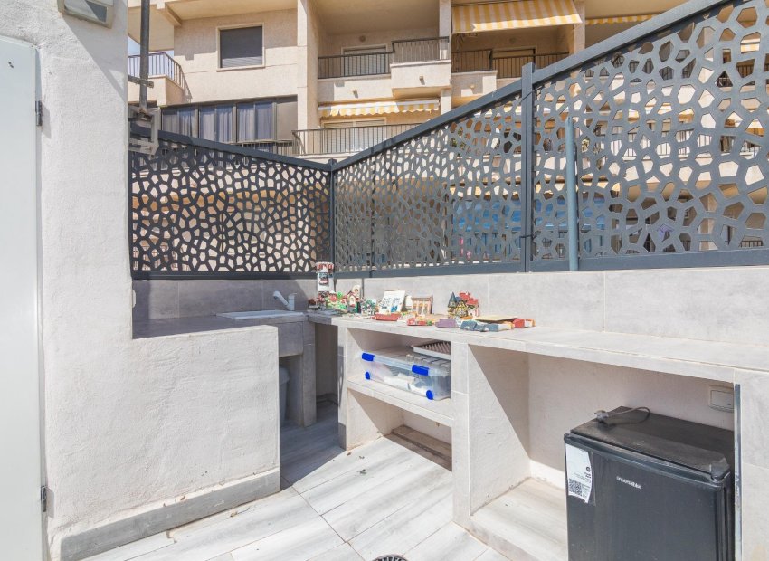 Odsprzedaż - Bungalow - Arenales del Sol - Zona paseo maritimo