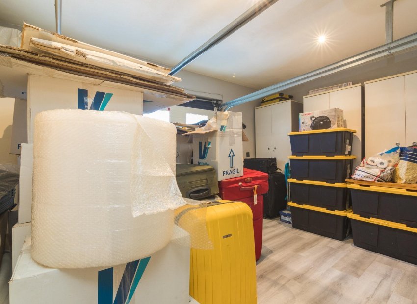 Odsprzedaż - Bungalow - Arenales del Sol - Zona paseo maritimo