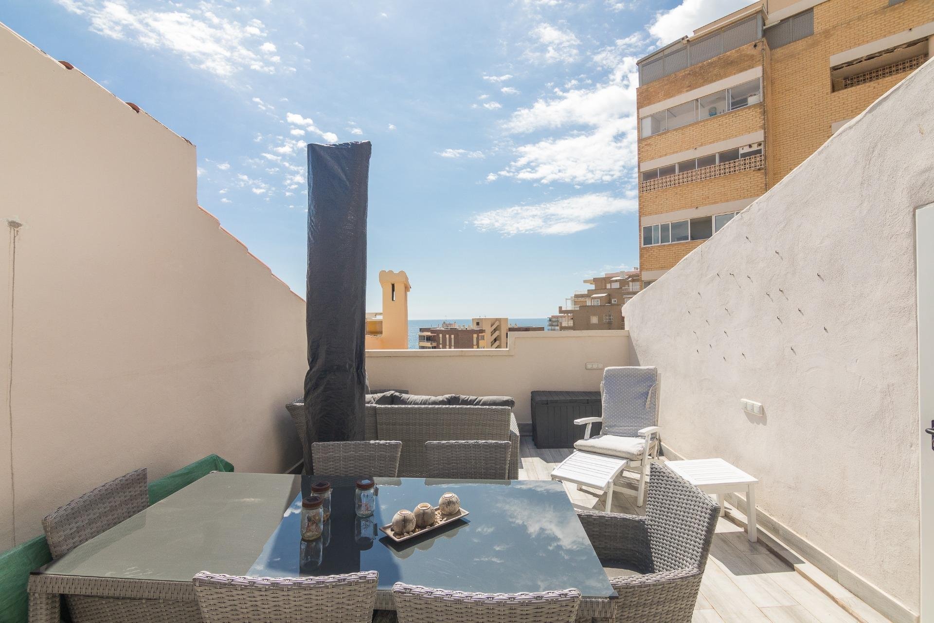 Odsprzedaż - Bungalow - Arenales del Sol - Zona paseo maritimo