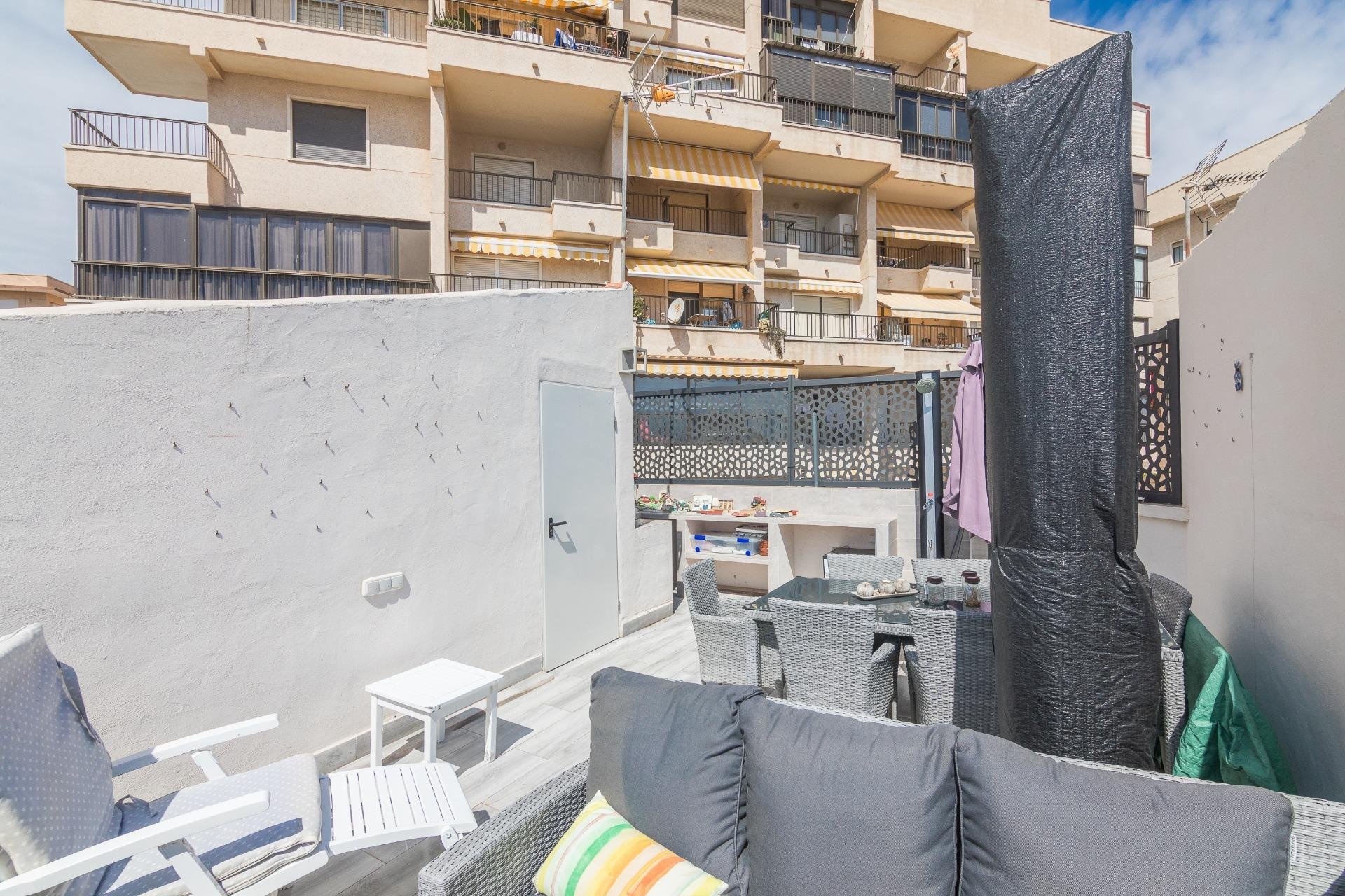 Odsprzedaż - Bungalow - Arenales del Sol - Zona paseo maritimo