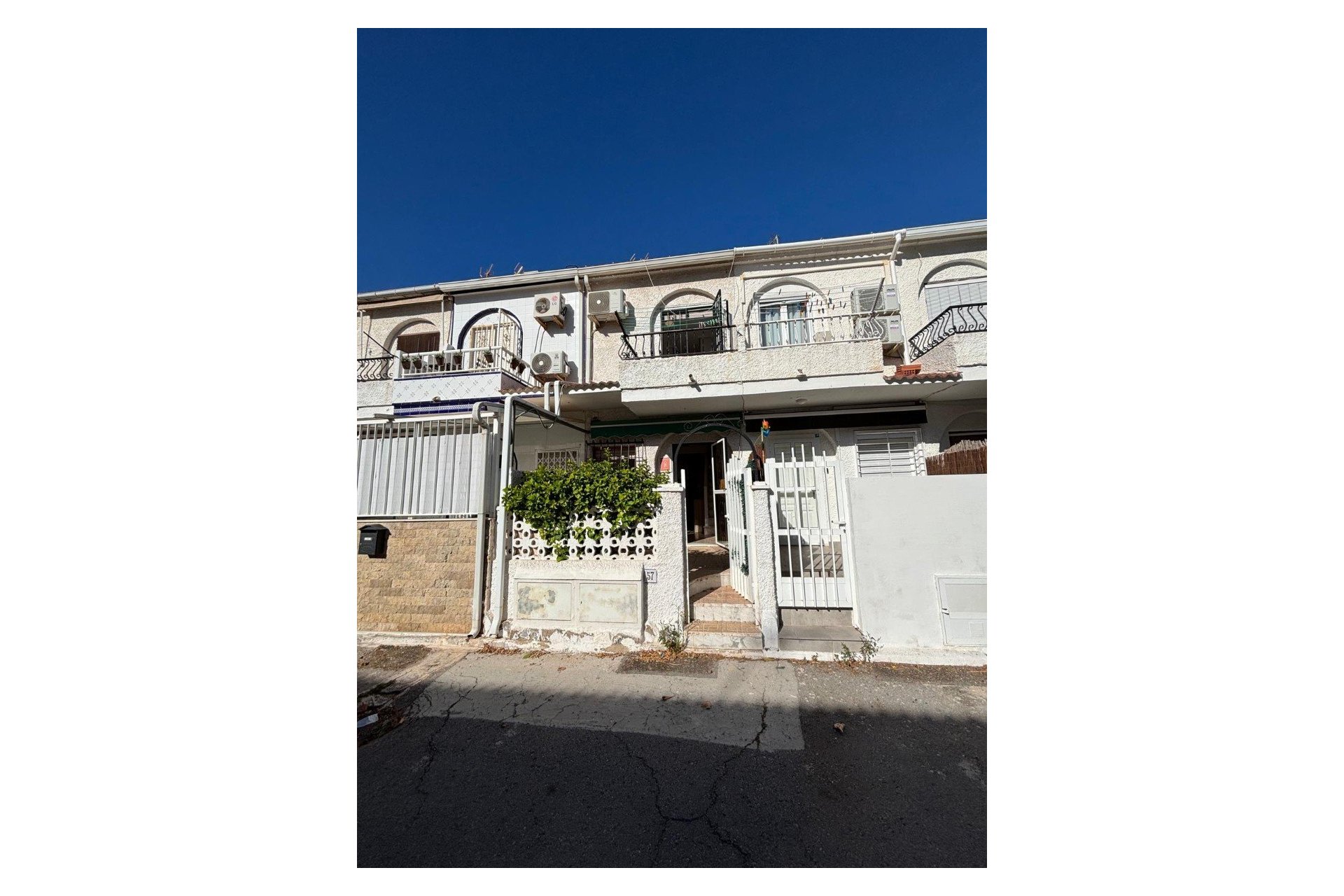 Odsprzedaż - Bungalow - Santa Pola - Playa Lisa